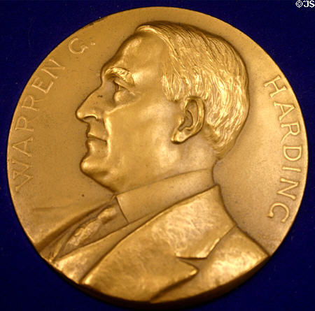 29: Warren Gamaliel Harding (1921-1923) lived (1865-1923). XP.
