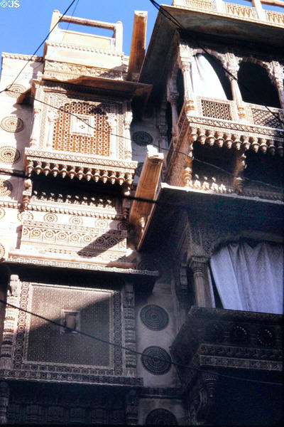 Jaiselmer Palace window screens. India.