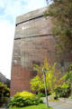 Facade of de Young Museum. San Francisco, CA.
