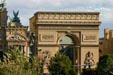 Arche de Triomphe at Paris Las Vegas Hotel. Las Vegas, NV.